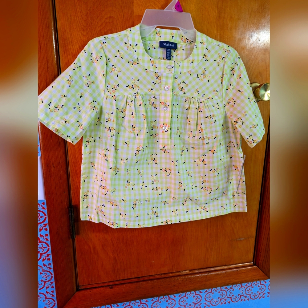 Cute Modcloth cotton blouse